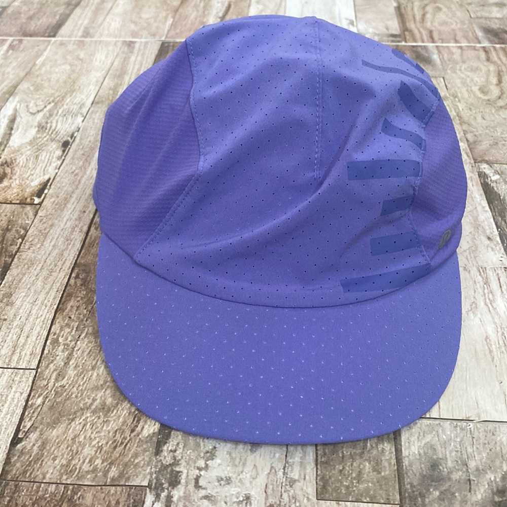 NWT - Lululemon Hat L/XL